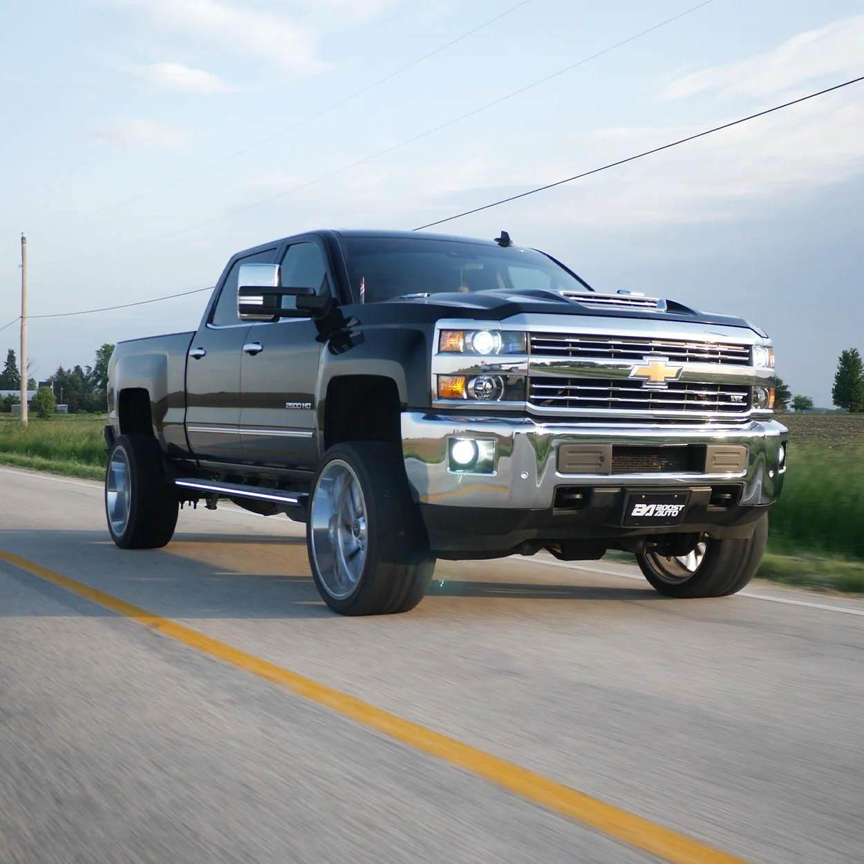 Lumastep M1 Light Up Running Boards | 2014-2019 Chevy Silverado & GMC Sierra - J. C. Star Autoworks, Inc.