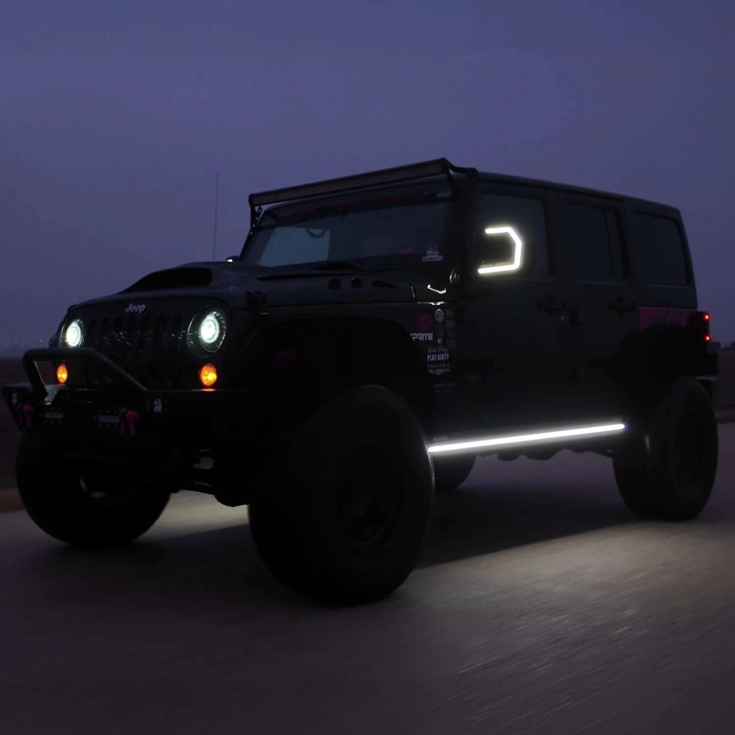 Lumastep M2 Powered Light Up Running Boards | 2007-2018 Jeep Wrangler JKU - J. C. Star Autoworks, Inc.