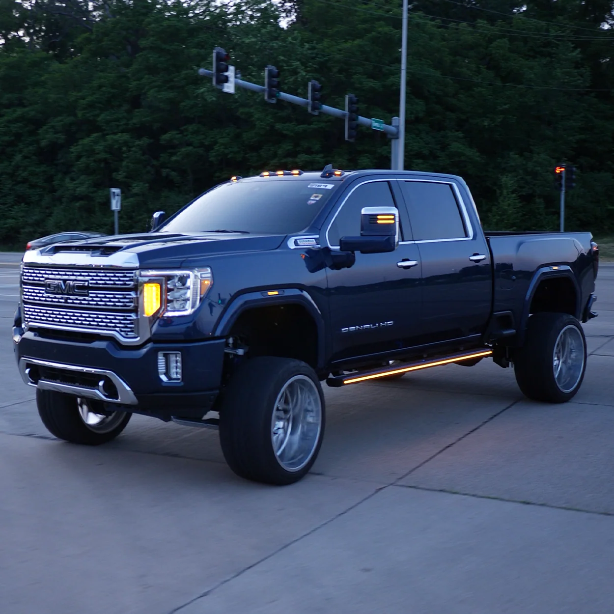 Lumastep M1 Light Up Running Boards | 2020-2026 Chevy Silverado & GMC Sierra 2500/3500 - J. C. Star Autoworks, Inc.