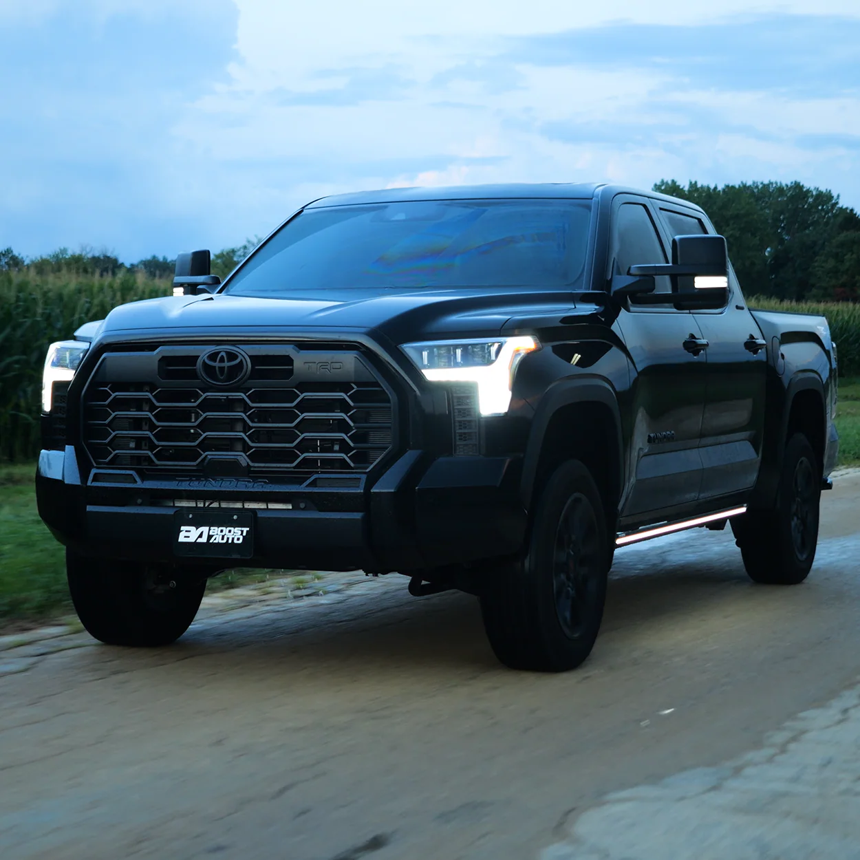 Lumastep M2 Powered Light Up Running Boards | 2022-2026 Toyota Tundra - J. C. Star Autoworks, Inc.