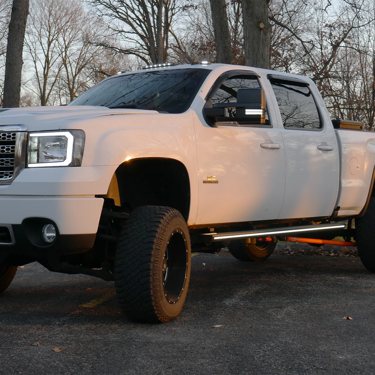 Lumastep M1 Light Up Running Boards | 2007.5-2014 Chevy Silverado & GMC Sierra - J. C. Star Autoworks, Inc.